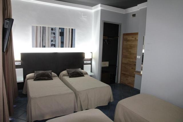 Hostal Plaza Ruiz 세우타 객실 사진